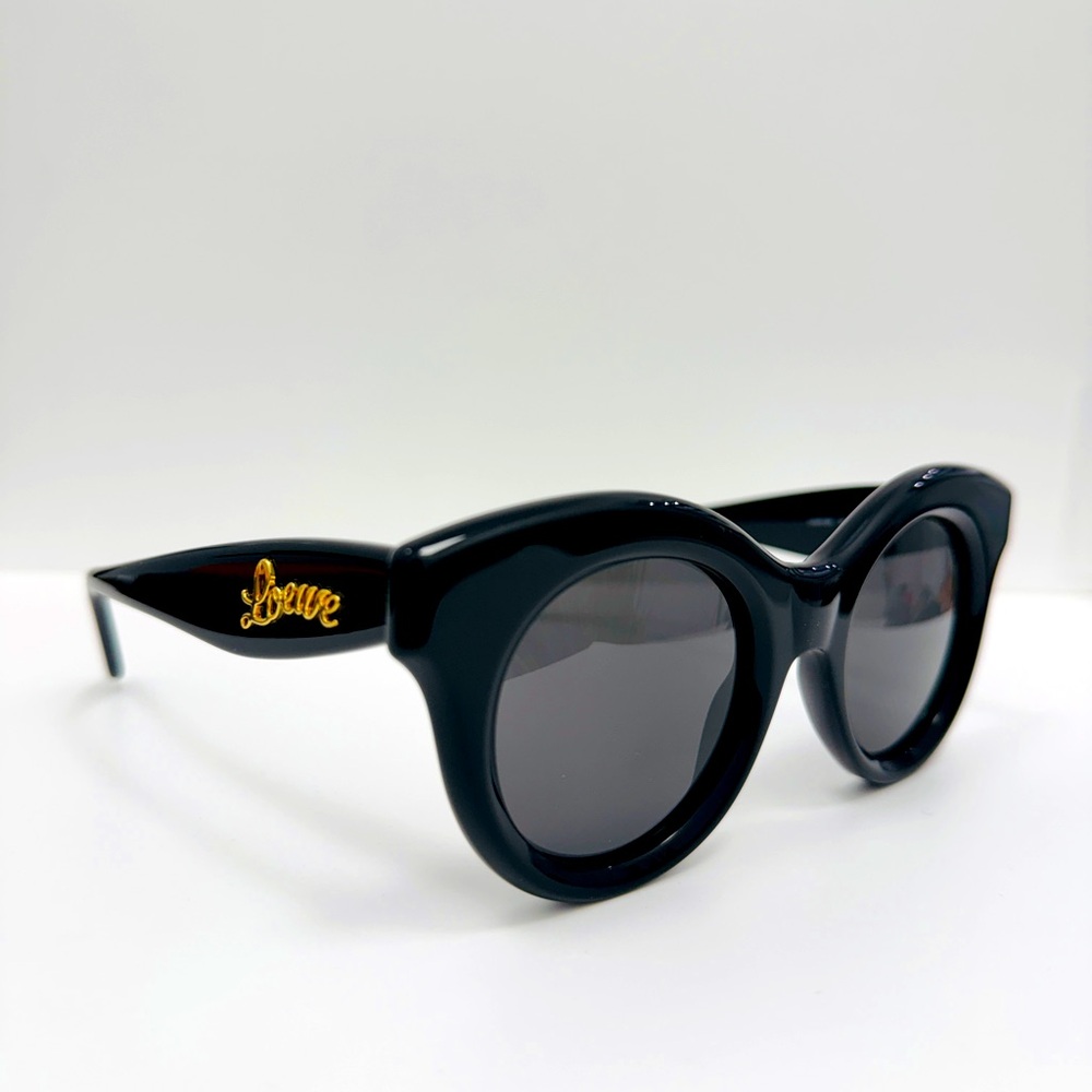 Loewe LW40126I Curvy Black Round Sunglasses